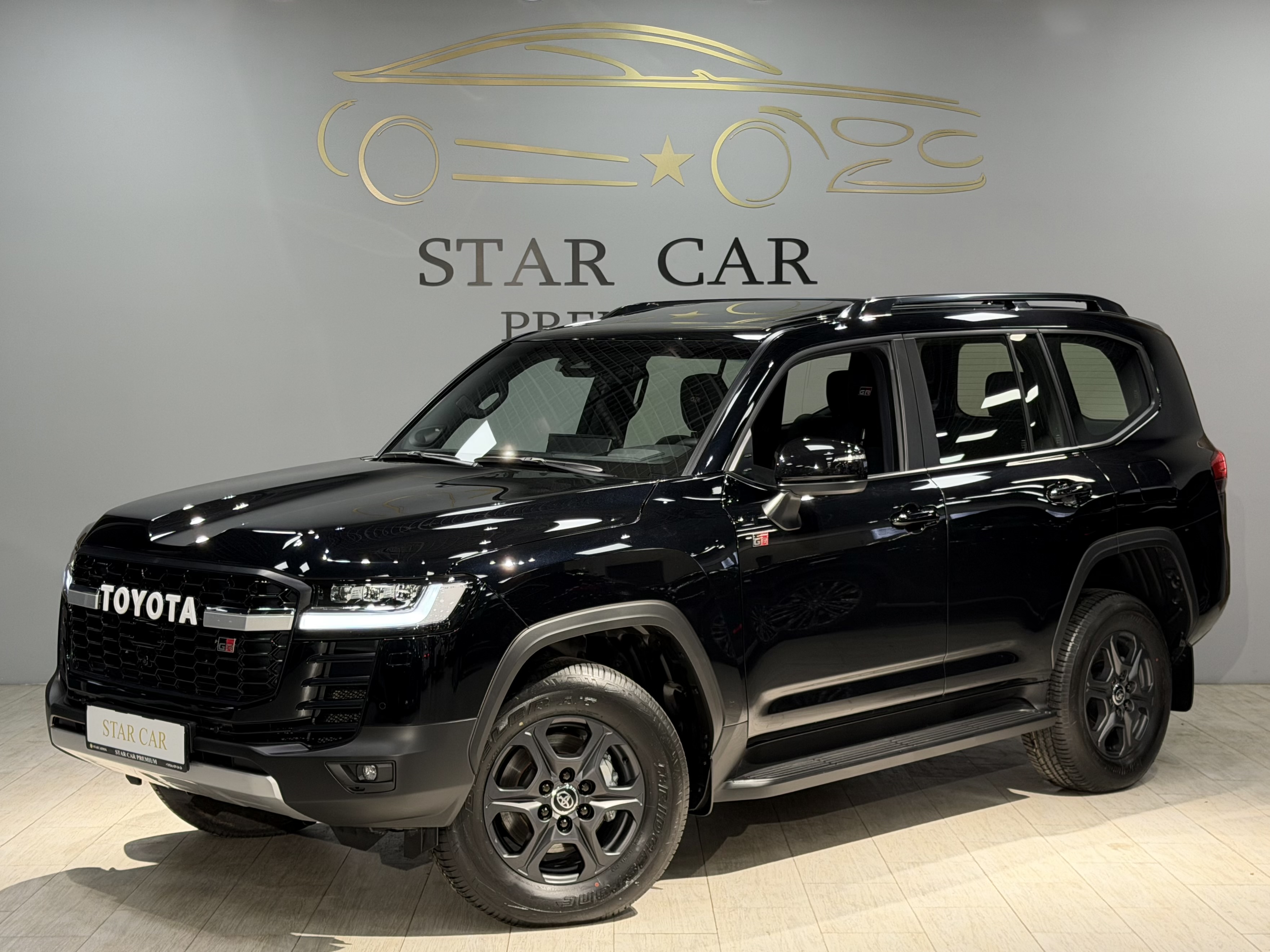 Toyota Land Cruiser 300 GR Sport